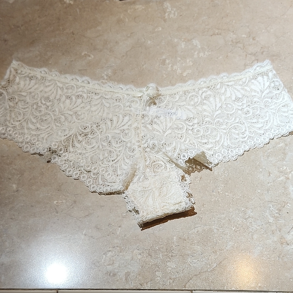 Honeydew Ivory Lace Cat Hipster Panty XL
